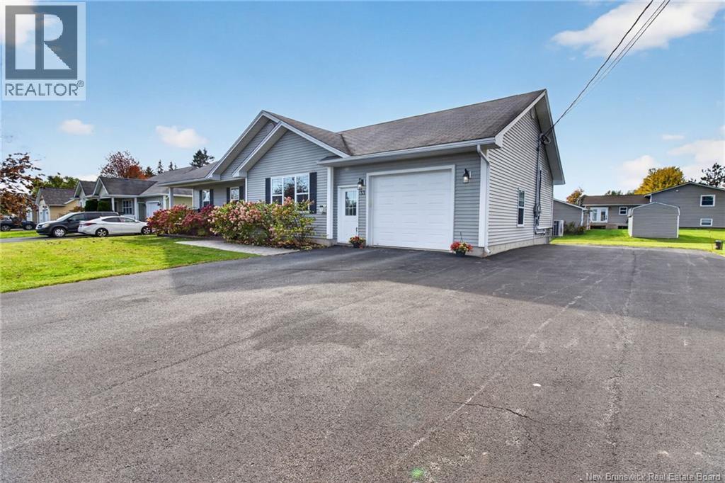 33 Chad Crescent, Salisbury, New Brunswick E4J 3N4 - Photo 2 - NB149416