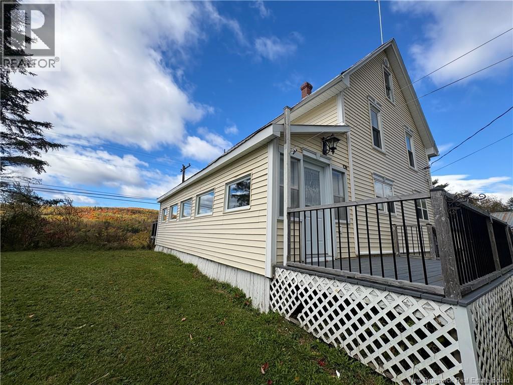 15 Underhill Street, Stickney, New Brunswick  E7L 4A3 - Photo 2 - NB149244