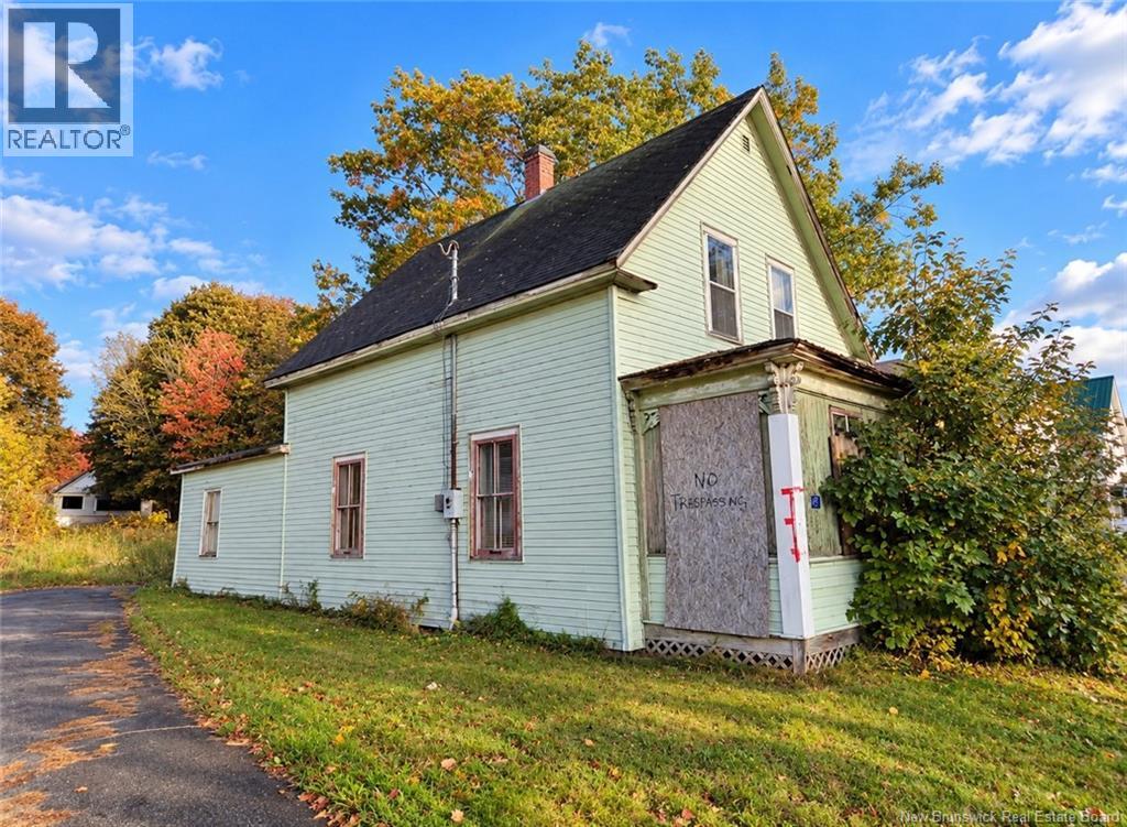 47 Highland Avenue, Mcadam, New Brunswick E6J 1H7 - Photo 4 - NB149476