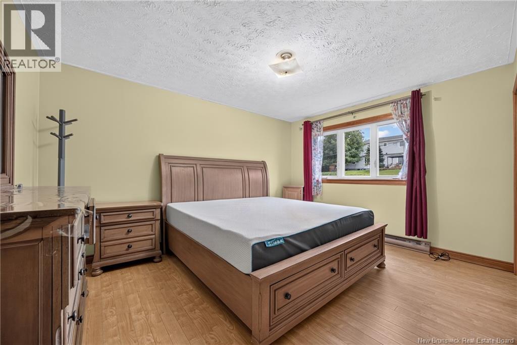 74 Talisman Crescent, Fredericton, New Brunswick E3C 1L9 - Photo 17 - NB149354