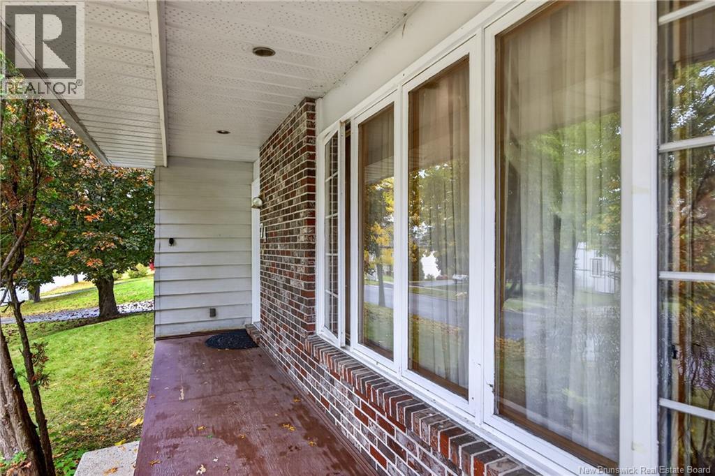 74 Talisman Crescent, Fredericton, New Brunswick E3C 1L9 - Photo 31 - NB149354