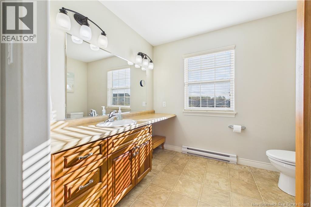 242 Damien, Dieppe, New Brunswick  E1A 0H3 - Photo 33 - NB149478