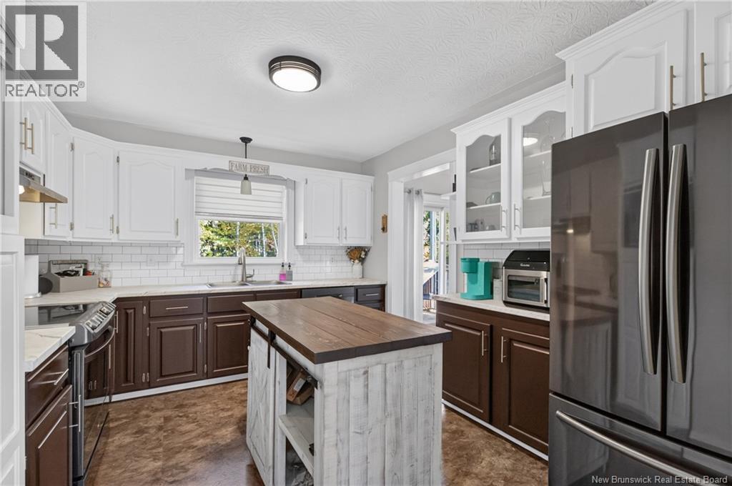 4 Lansdown Avenue, Oromocto, New Brunswick  E2V 4P3 - Photo 10 - NB149455