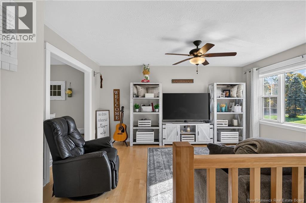 4 Lansdown Avenue, Oromocto, New Brunswick  E2V 4P3 - Photo 6 - NB149455