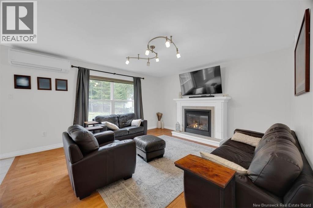 27 Cove Crescent, Rothesay, New Brunswick E2E 5C6 - Photo 7 - NB149408