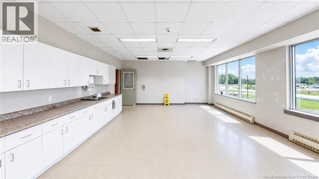 1850 Vanier Boulevard, Bathurst, New Brunswick  E2A 7B7 - Photo 15 - NB149625