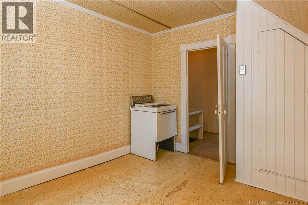 710 Saint-Pierre Ouest Boulevard, Caraquet, New Brunswick  E1W 1A1 - Photo 39 - NB149622