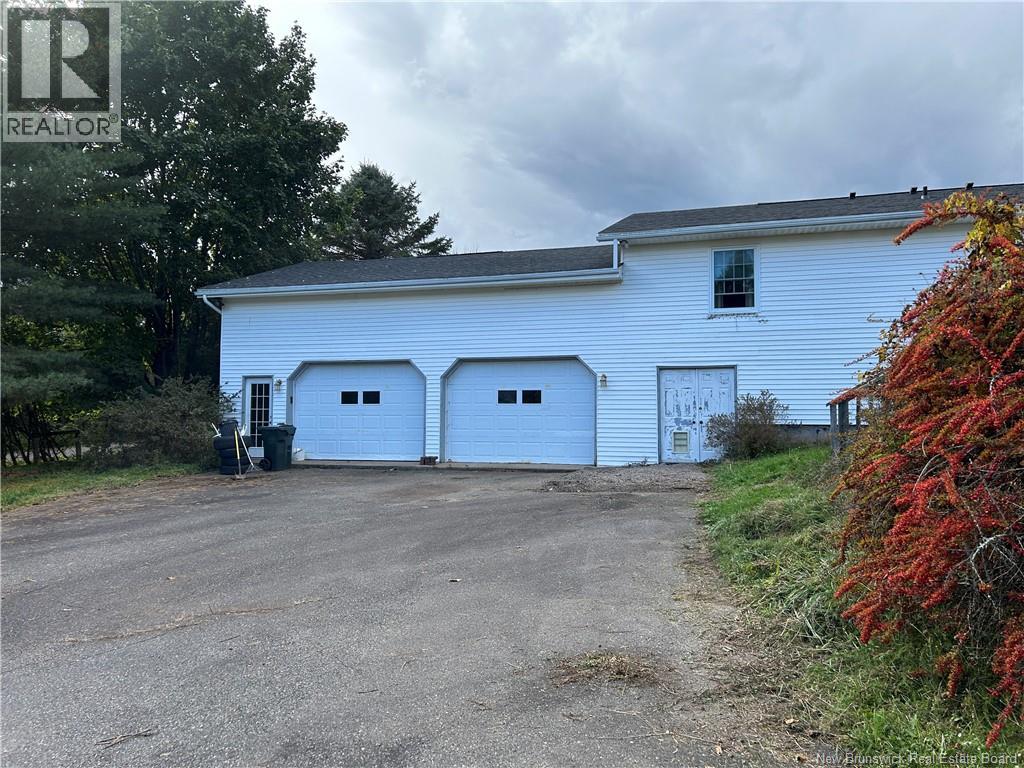 148 Neck Road, Quispamsis, New Brunswick  E2G 1K9 - Photo 2 - NB148459