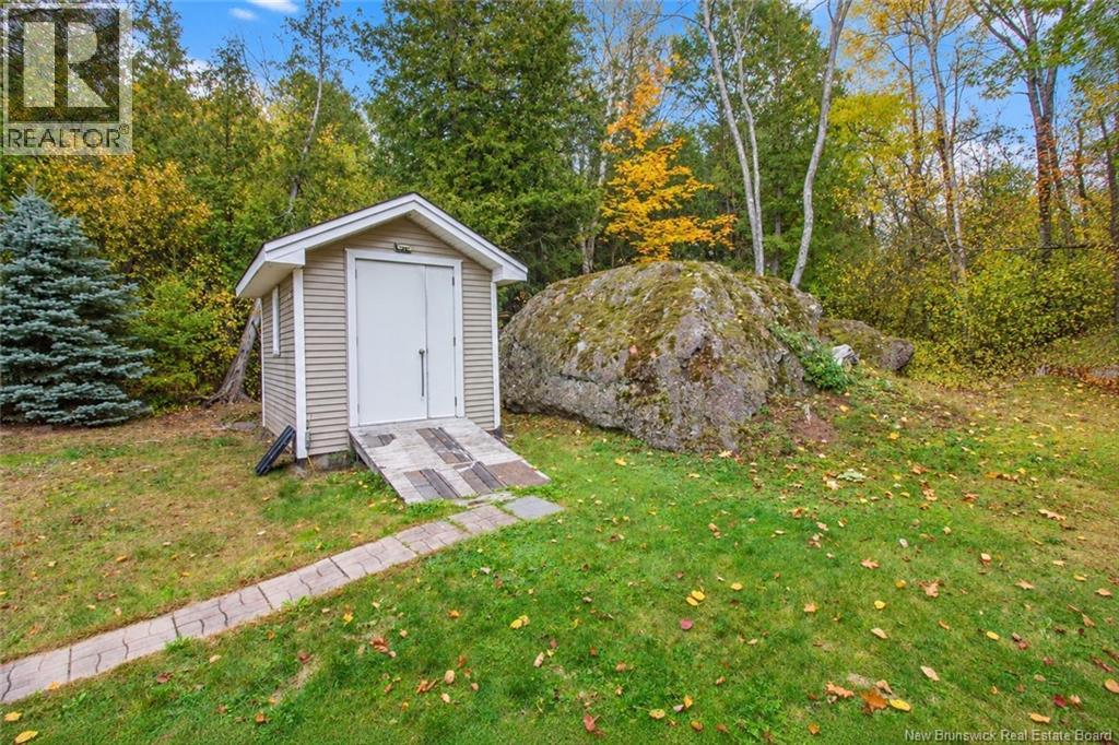 60 Walker Crescent, Hampton, New Brunswick  E5N 5Z8 - Photo 36 - NB149042