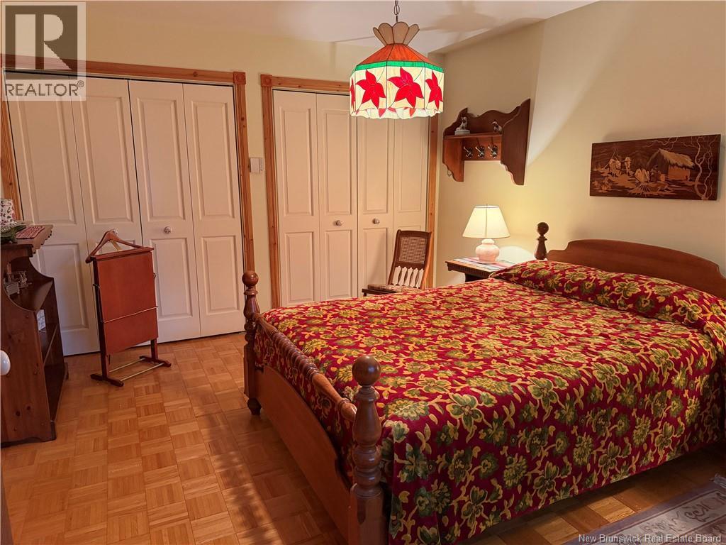 211 Bellevue Street, Edmundston, New Brunswick  E3V 2E4 - Photo 32 - NB149580