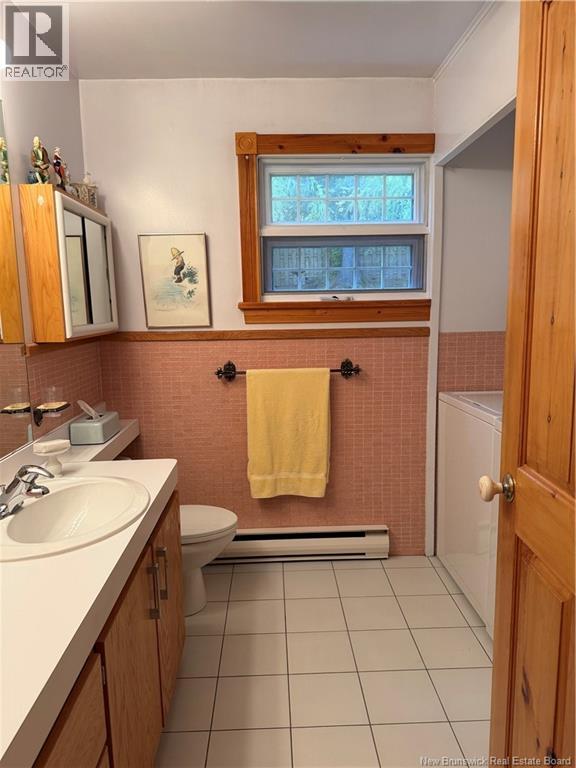 211 Bellevue Street, Edmundston, New Brunswick  E3V 2E4 - Photo 33 - NB149580