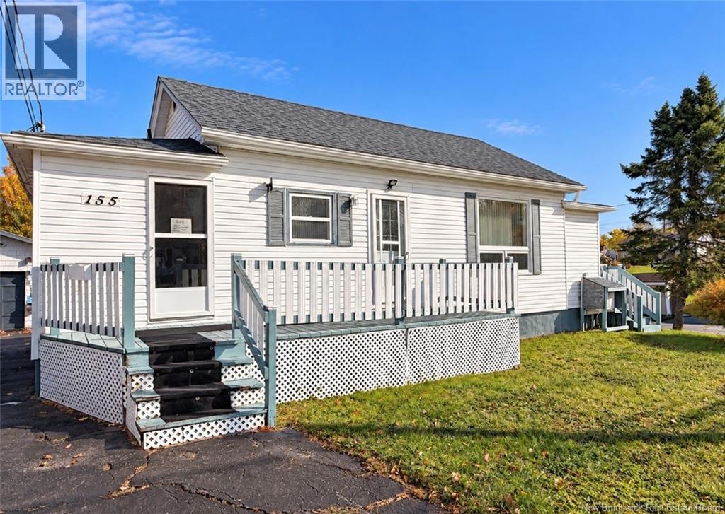 155 Melanson, Bathurst, New Brunswick  E2A 1L5 - Photo 2 - NB149636