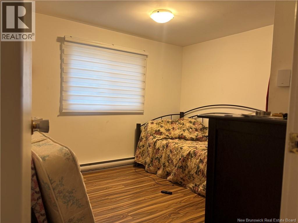 610 College Street, Bathurst, New Brunswick E2A 2T6 - Photo 7 - NB149573