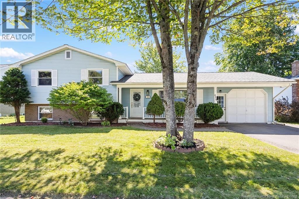 436 Cherry Avenue, Fredericton, New Brunswick  E3A 5L3 - Photo 1 - NB149685