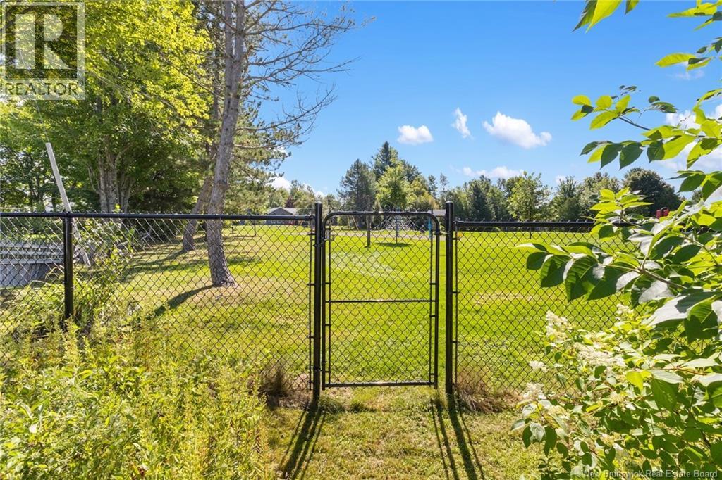 436 Cherry Avenue, Fredericton, New Brunswick  E3A 5L3 - Photo 41 - NB149685