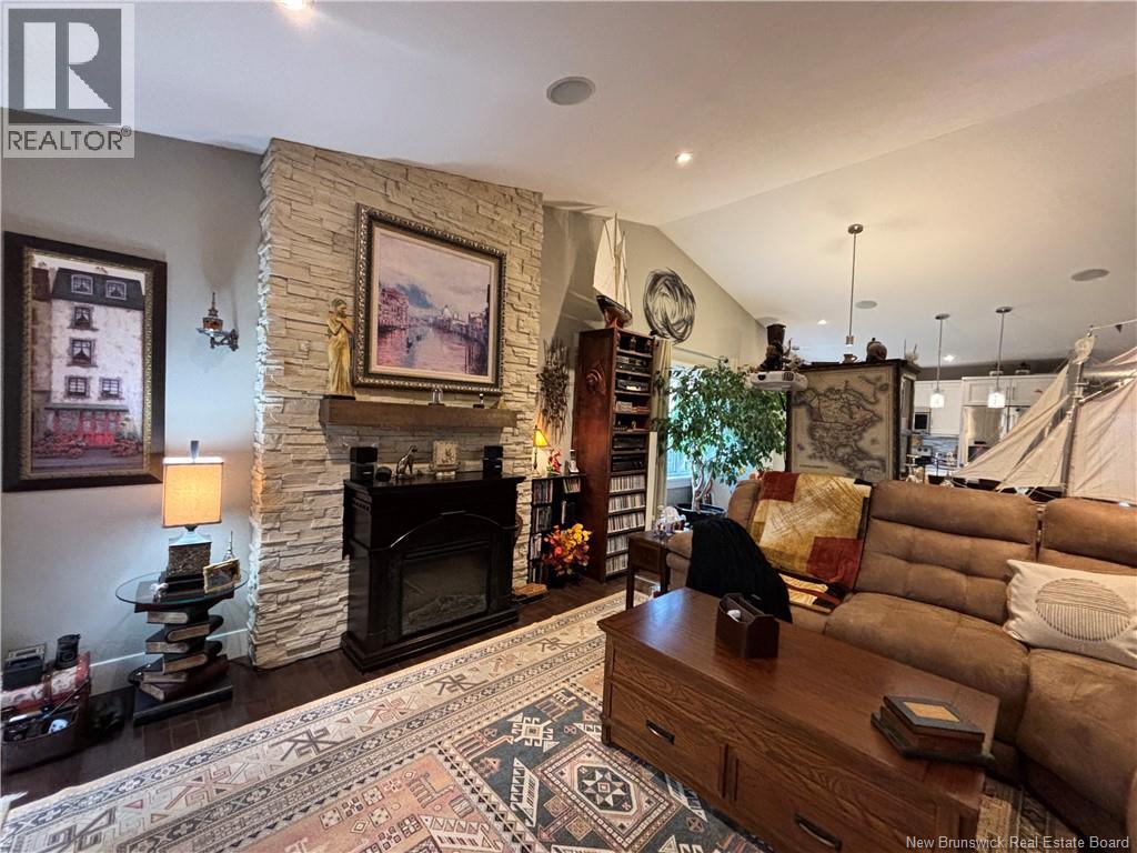 180 Erinvale Drive, Moncton, New Brunswick  E1A 5S7 - Photo 4 - NB149679