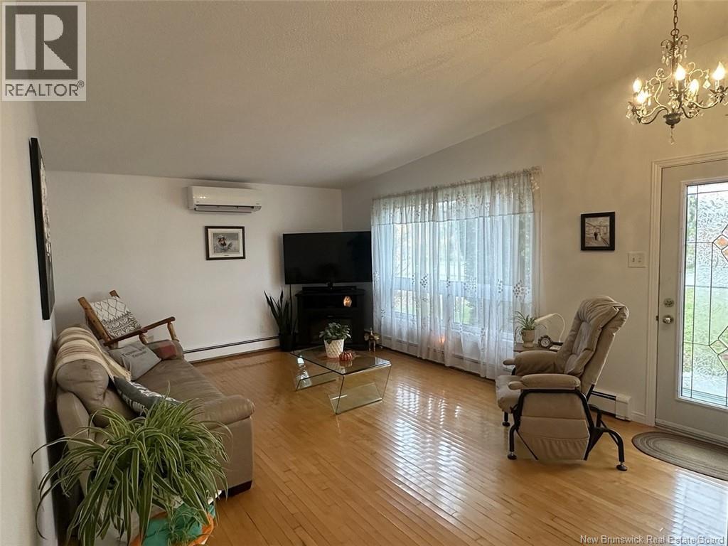 654 Isidore-Boucher Boulevard, Saint-Jacques, New Brunswick  E7B 1Y4 - Photo 6 - NB149275