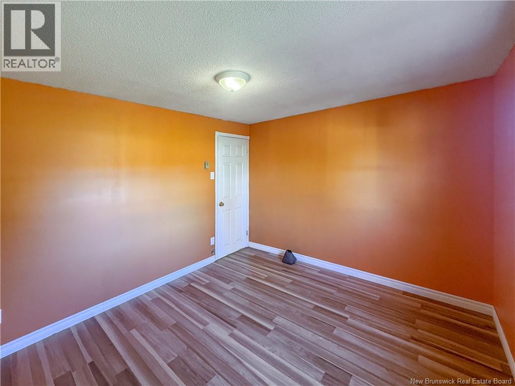 15 Mountain View Place, Campbellton, New Brunswick  E3N 3K8 - Photo 11 - NB149699