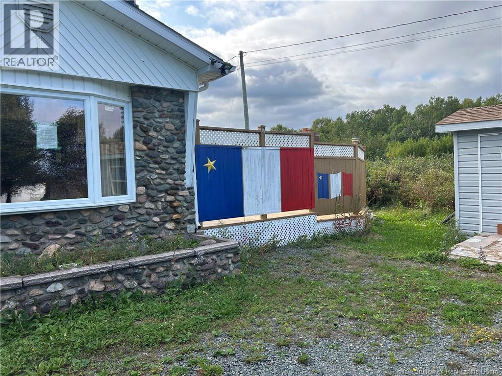 1078 Route 134, Petit-Rocher, New Brunswick  E8J 1A4 - Photo 11 - NB147823