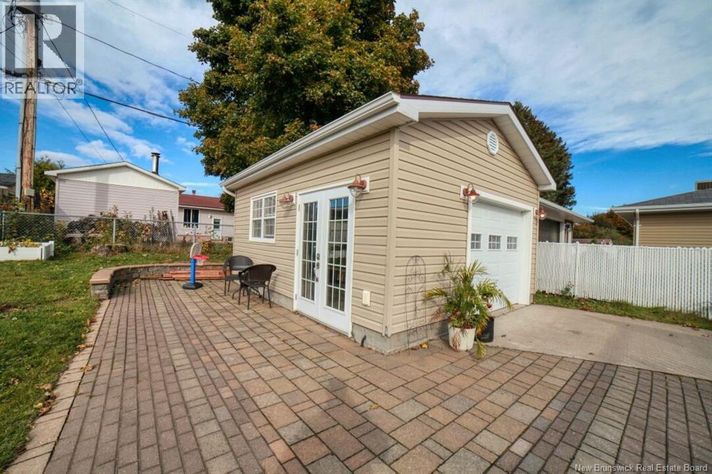 1140 Centennial, Bathurst, New Brunswick E2A 4A8 - Photo 6 - NB149693