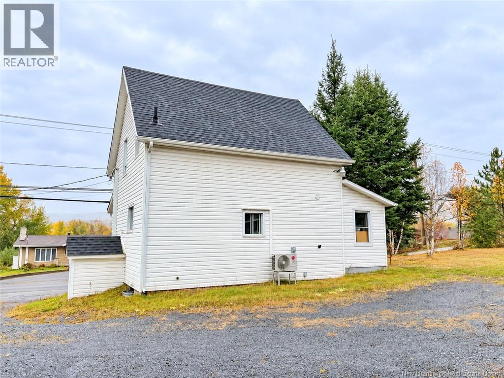 870 Canada Road, Edmundston, New Brunswick  E3V 3X3 - Photo 20 - NB149474