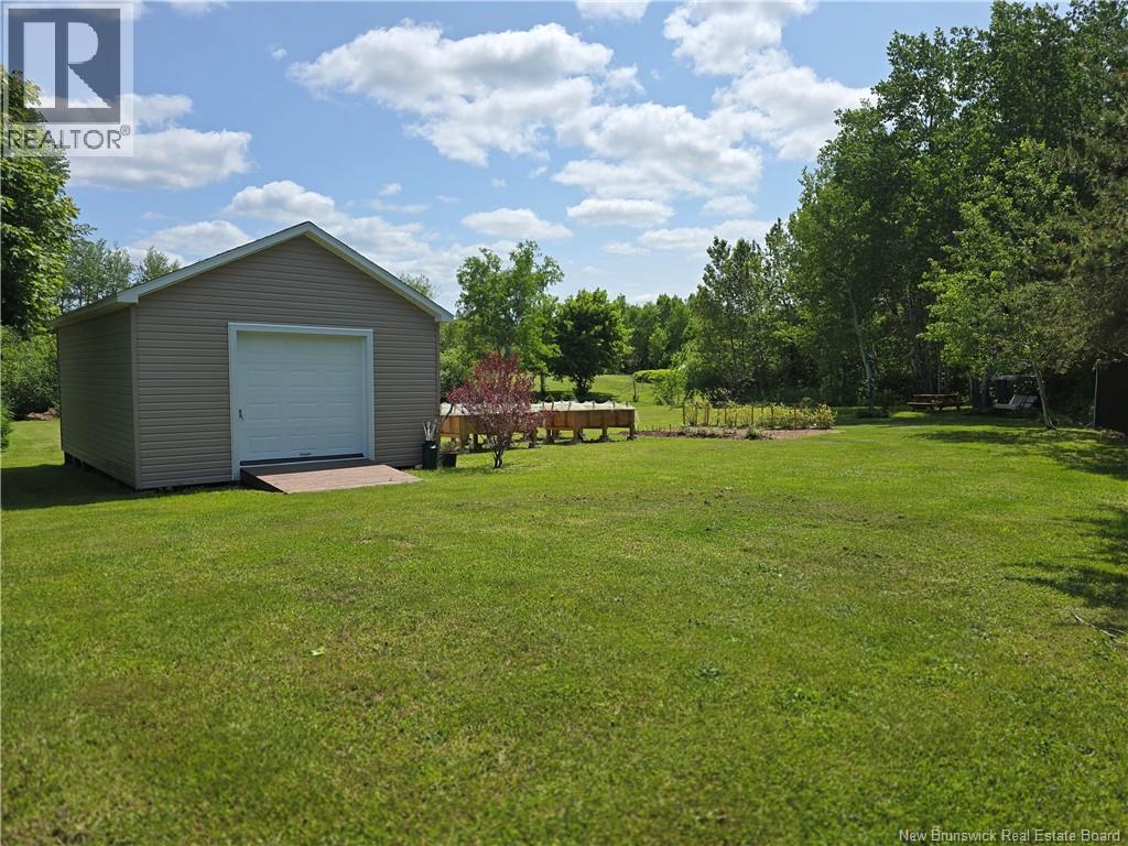 278 Principale, Pointe-Verte, New Brunswick E8J 2W8 - Photo 13 - NB149645