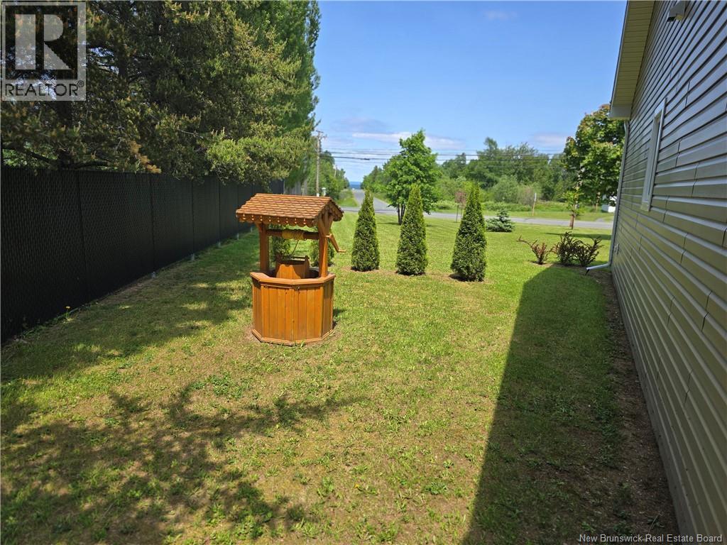 278 Principale, Pointe-Verte, New Brunswick E8J 2W8 - Photo 9 - NB149645