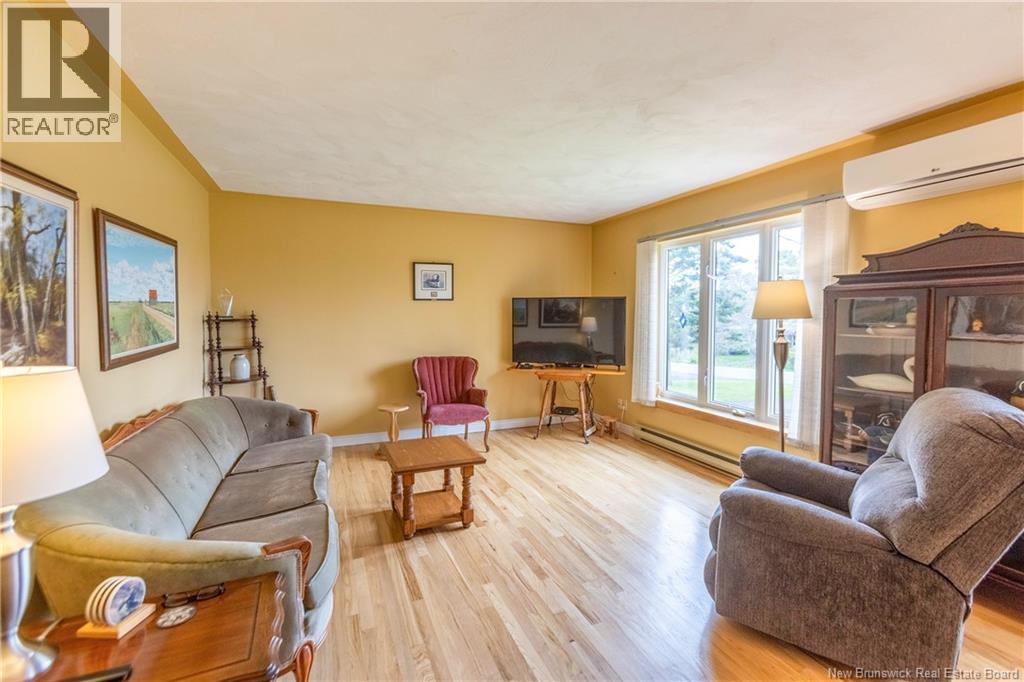 18 Harris Drive, Sackville, New Brunswick  E4L 3X6 - Photo 7 - NB149536