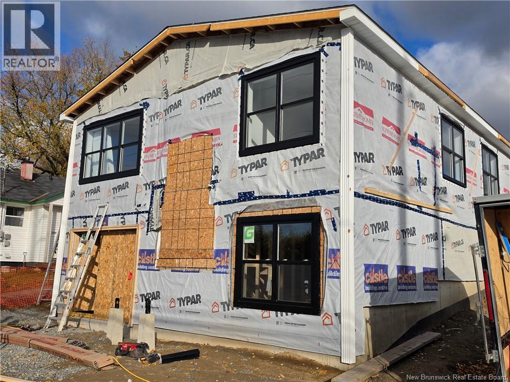 497 Gibson Street, Fredericton, New Brunswick E3A 4E8 - Photo 3 - NB149581