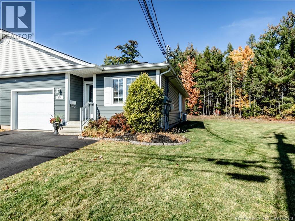 258 Damien Unit# 106, Dieppe, New Brunswick  E1A 0H3 - Photo 26 - NB149569