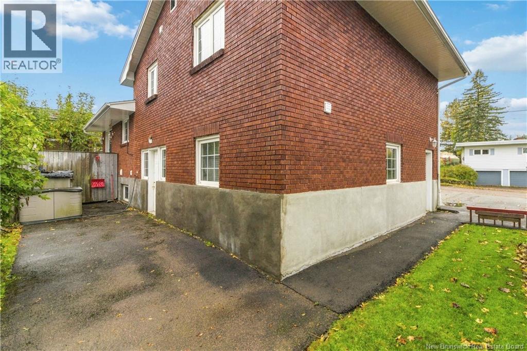 169 Hedgewood Drive, Moncton, New Brunswick  E1E 2W8 - Photo 48 - NB149740