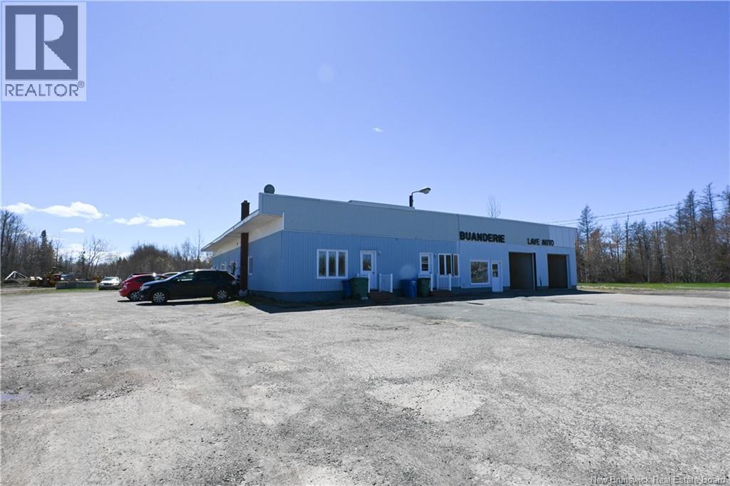 11 Haut-Shippagan Road, Haut-Shippagan, New Brunswick  E8S 1W5 - Photo 5 - NB149810