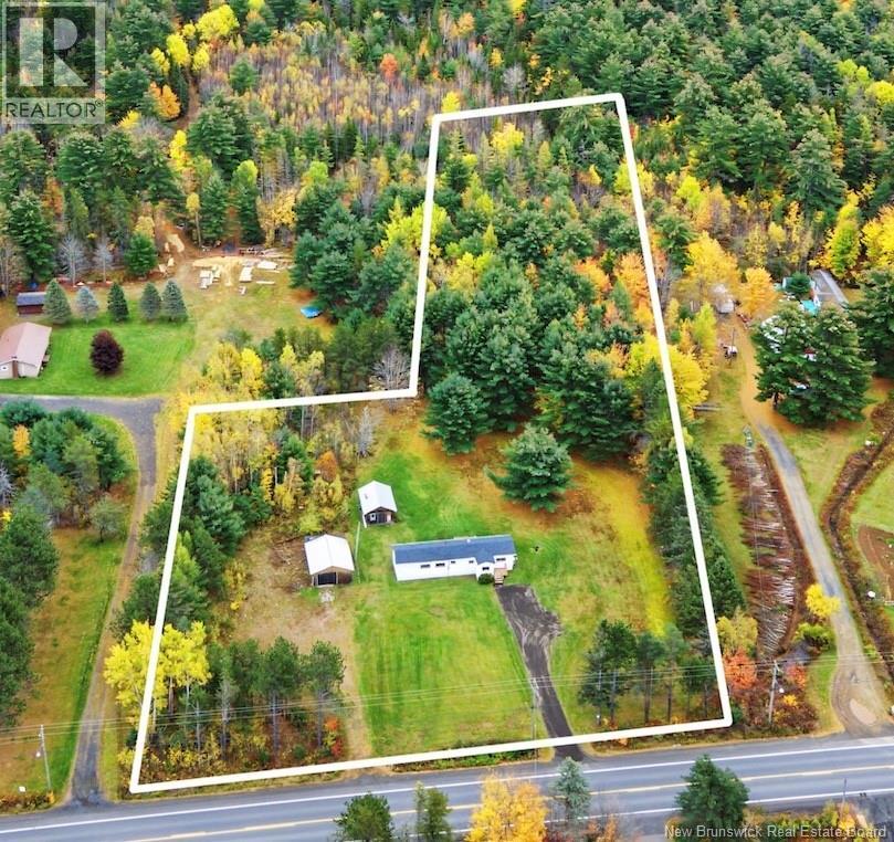 1480 Pleasant Drive, Minto, New Brunswick  E4B 2V9 - Photo 3 - NB149808