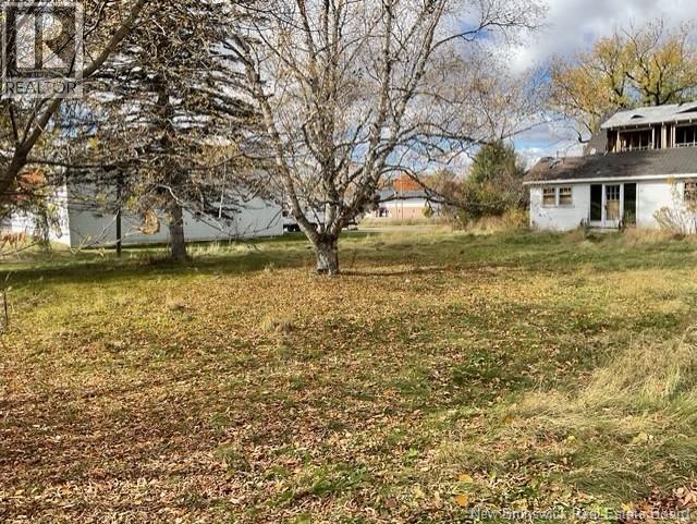 35 Hospital Street, Bath, New Brunswick  E7J 1B5 - Photo 2 - NB149816