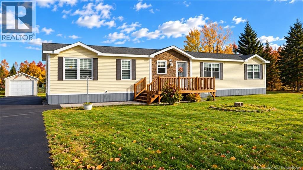 15 Rue De La Residence, Saint-Léolin, New Brunswick