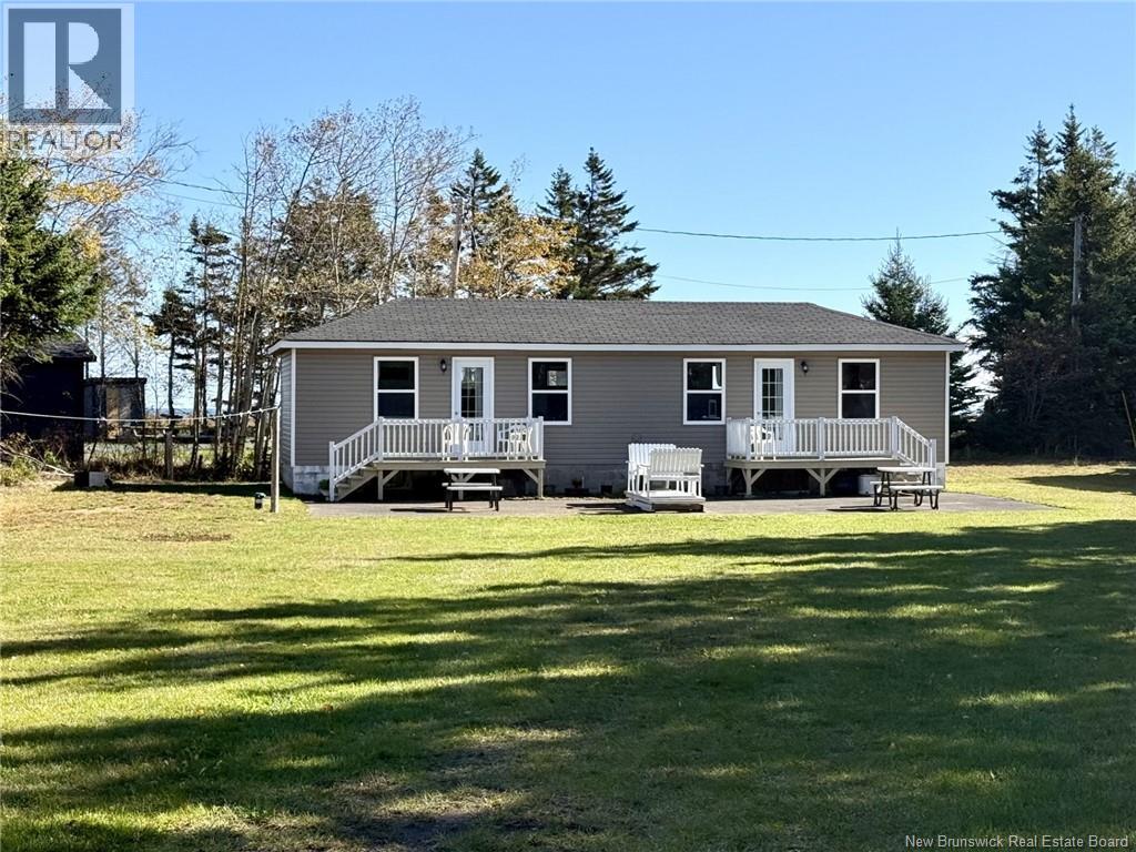 544 Chemin du Parc, Val-Comeau, New Brunswick