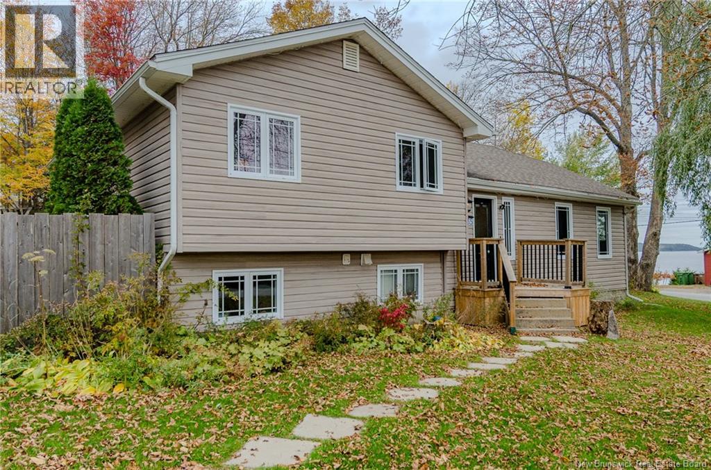 235 Highfield Avenue, Saint John, New Brunswick  E2M 6V4 - Photo 3 - NB149767