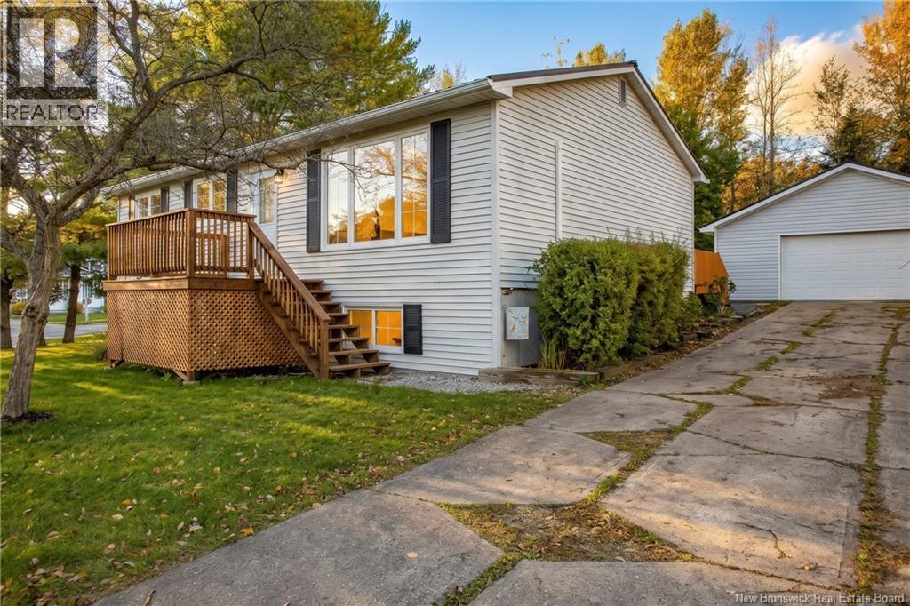 70 Roberts Lane, Quispamsis, New Brunswick E2E 1B4 - Photo 2 - NB149868