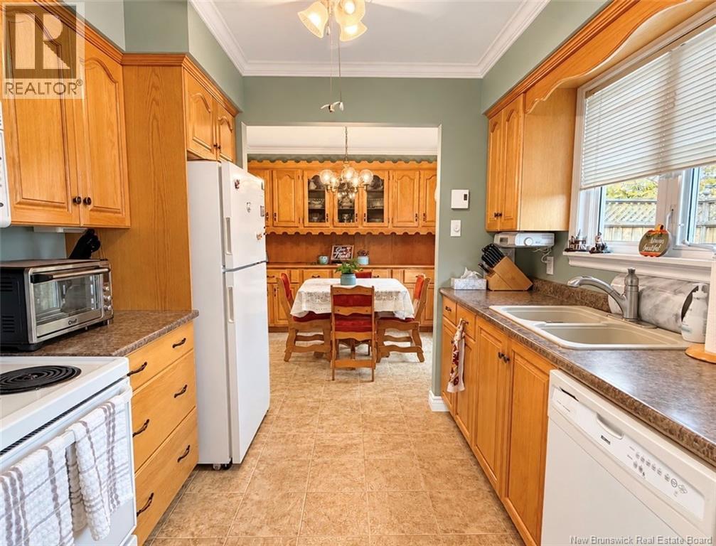 1235 Centennial, Bathurst, New Brunswick E2A 4A9 - Photo 5 - NB149820