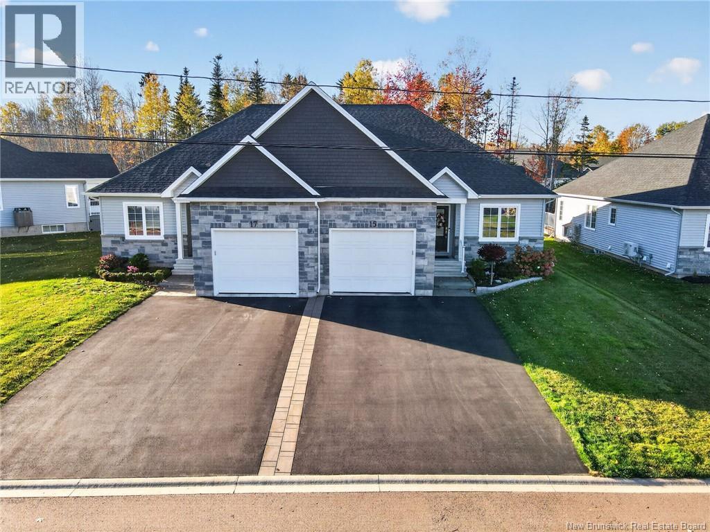 15 Rosenburg Street, Moncton, New Brunswick  E1G 6E9 - Photo 3 - NB149865