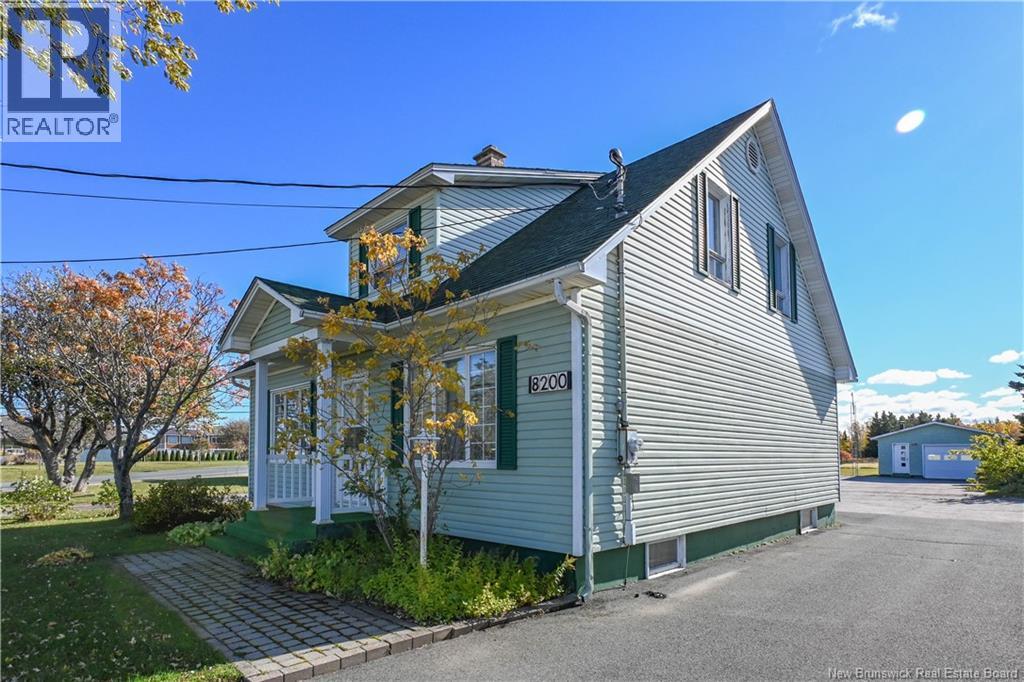 8200 Saint-Paul Street, Bas-Caraquet, New Brunswick E1W 6E1 - Photo 3 - NB149899