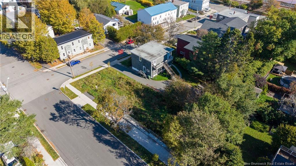 174 Pitt Street, Saint John, New Brunswick  E2L 2W7 - Photo 10 - NB149958