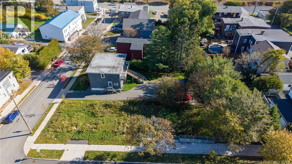 174 Pitt Street, Saint John, New Brunswick  E2L 2W7 - Photo 11 - NB149958