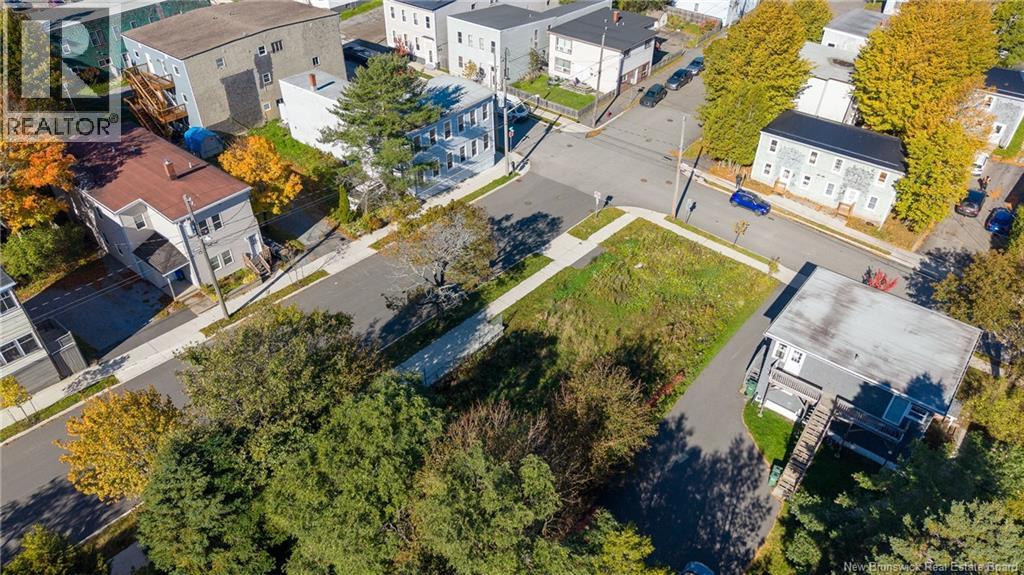 174 Pitt Street, Saint John, New Brunswick  E2L 2W7 - Photo 8 - NB149958