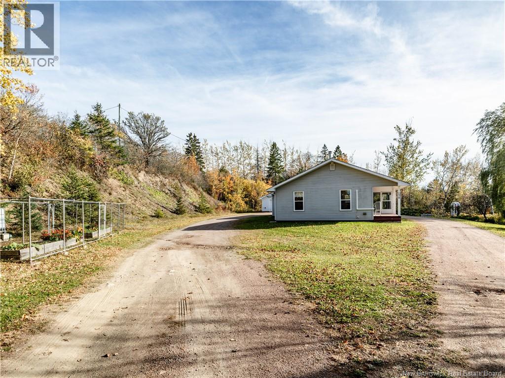 170 Beaumont Road, Memramcook, New Brunswick  E4K 2C4 - Photo 11 - NB149982