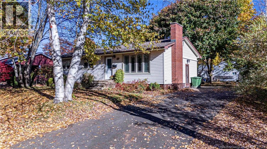 130 Epworth Circle, Fredericton, New Brunswick  E3A 2M6 - Photo 32 - NB149978