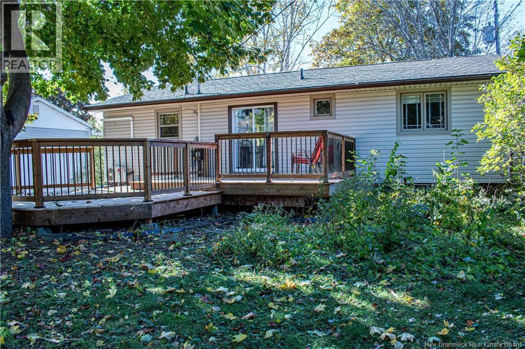 130 Epworth Circle, Fredericton, New Brunswick  E3A 2M6 - Photo 35 - NB149978