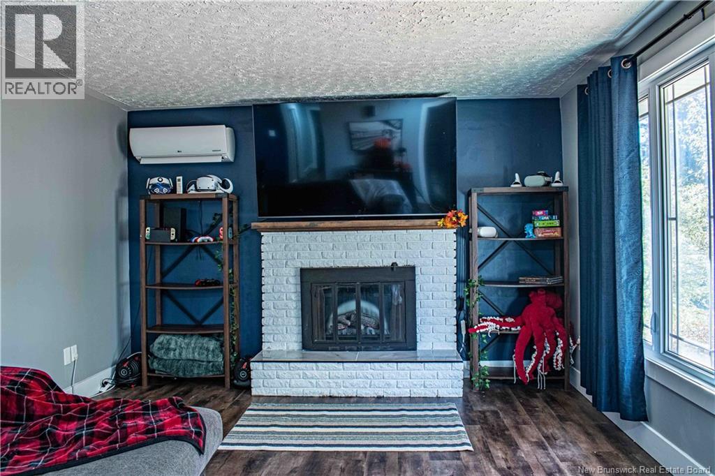 130 Epworth Circle, Fredericton, New Brunswick  E3A 2M6 - Photo 5 - NB149978