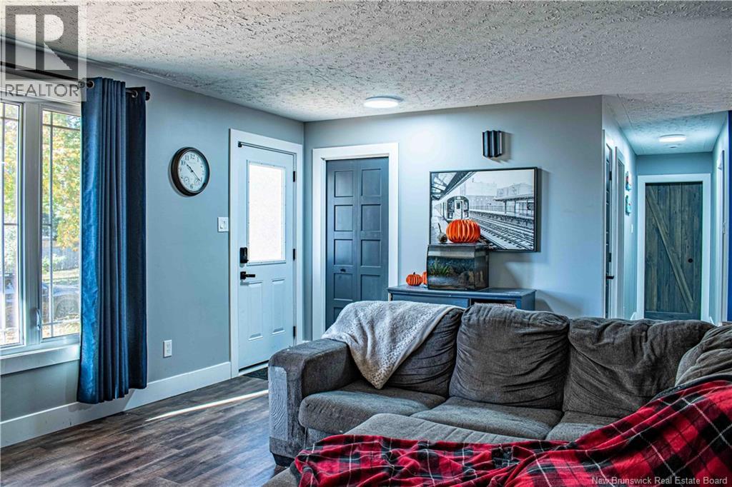 130 Epworth Circle, Fredericton, New Brunswick  E3A 2M6 - Photo 7 - NB149978