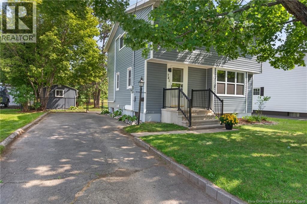 741 Mcevoy Street, Fredericton, New Brunswick  E3A 3B8 - Photo 34 - NB149938